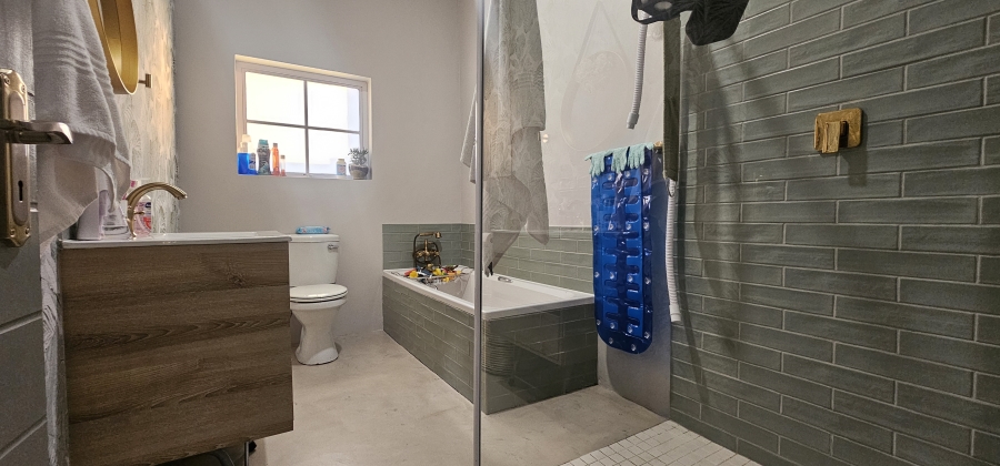 3 Bedroom Property for Sale in Hopefield Western Cape